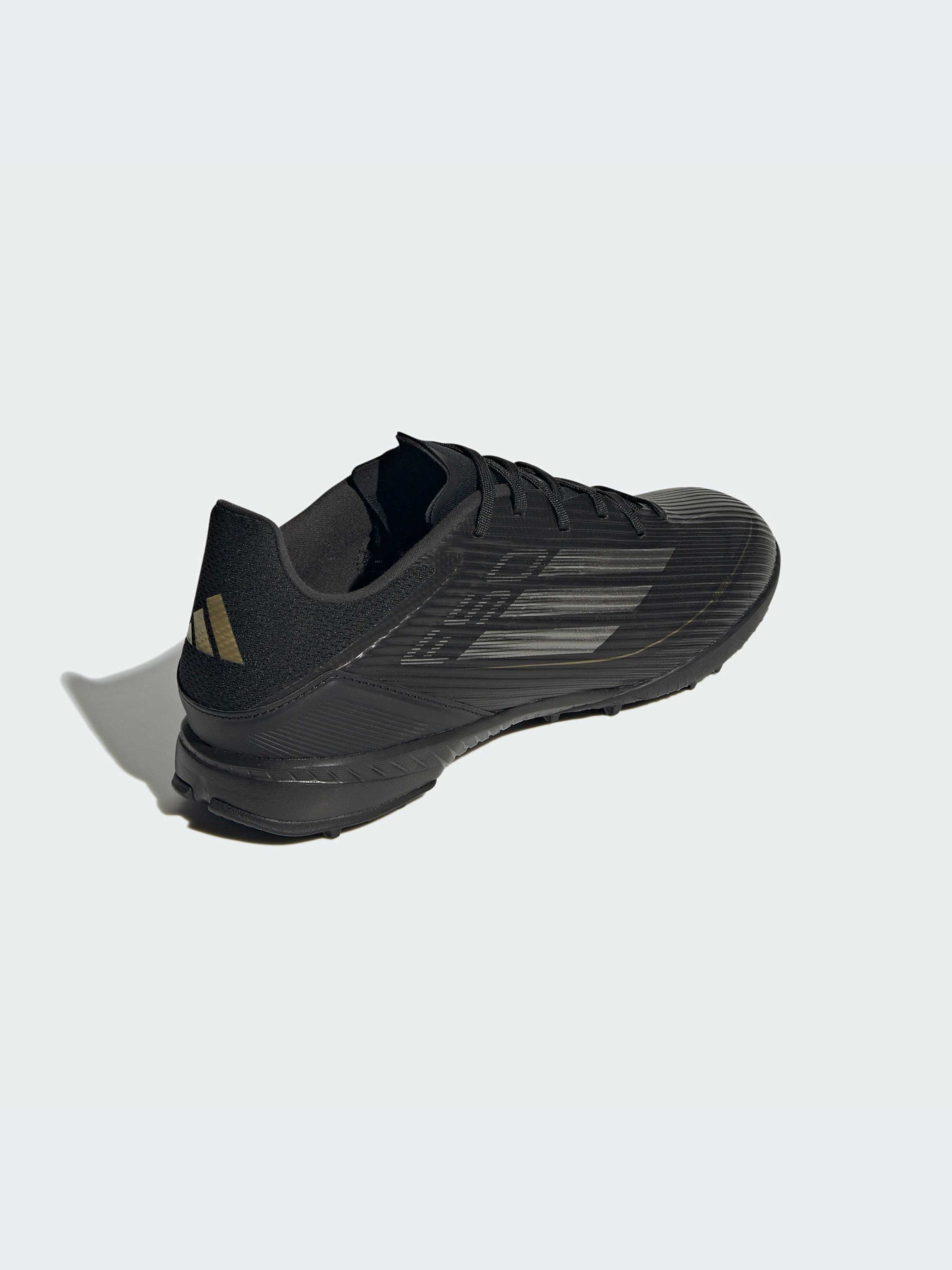 Кроссовки Adidas модель IF1337-KZ Кроссовки Adidas модель IF1337-KZ Фото