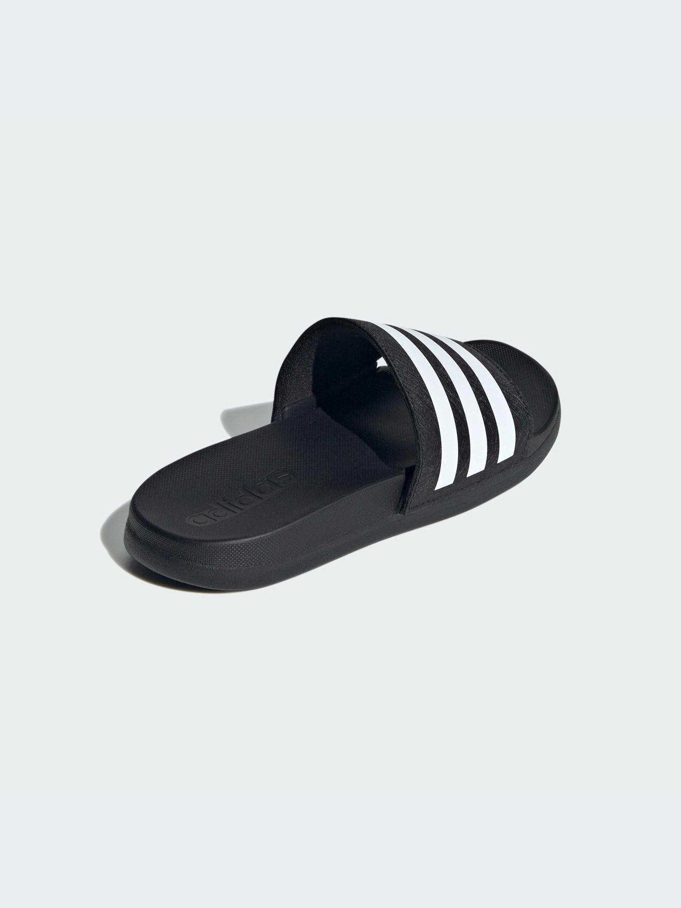 Шлёпанцы Adidas Adilette модель IF6118-KZ Фото