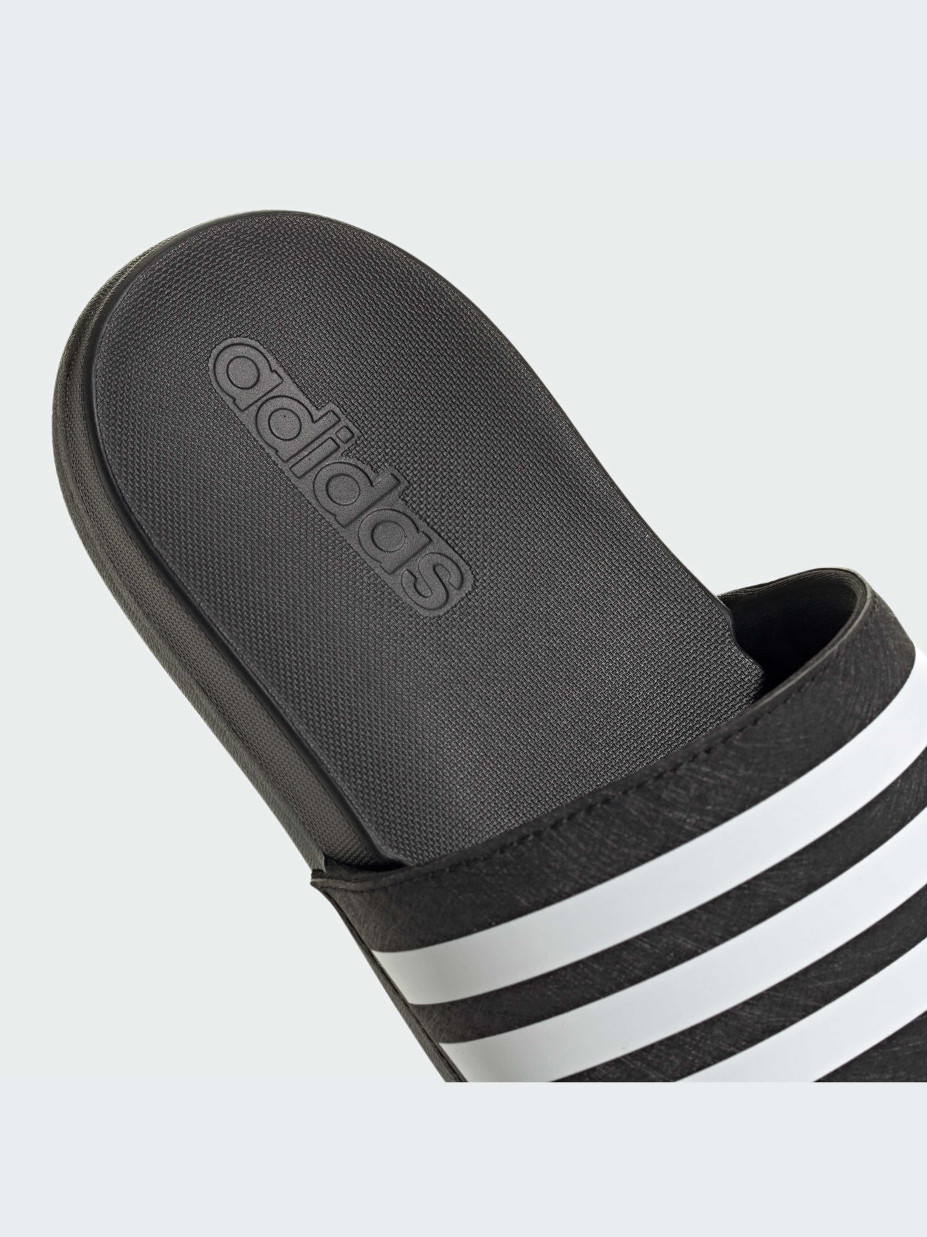 Шлёпанцы Adidas Adilette модель IF6118-KZ Фото