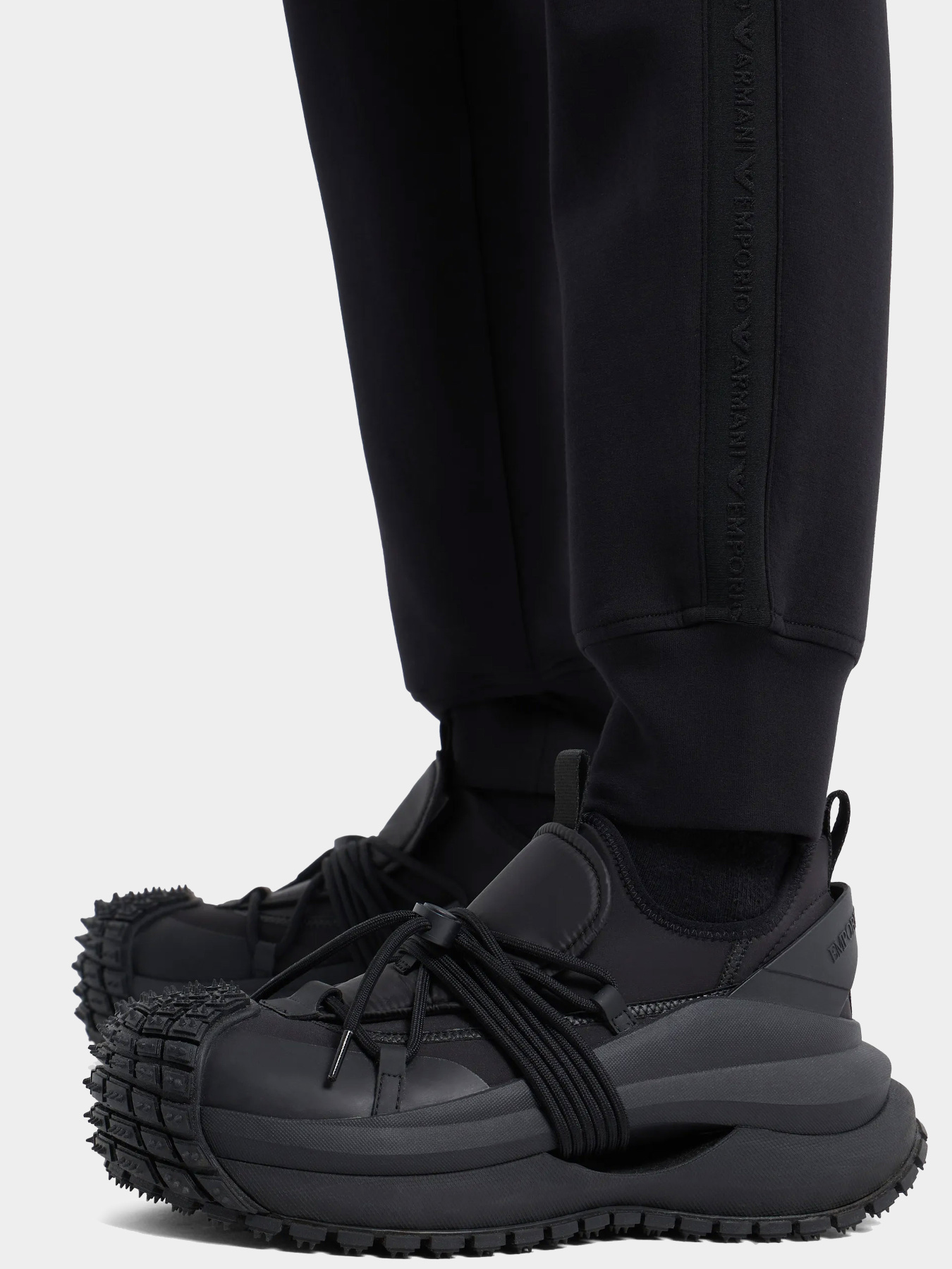 Брюки Emporio Armani модель 6D1PK3-1JHSZ-0999 Фото
