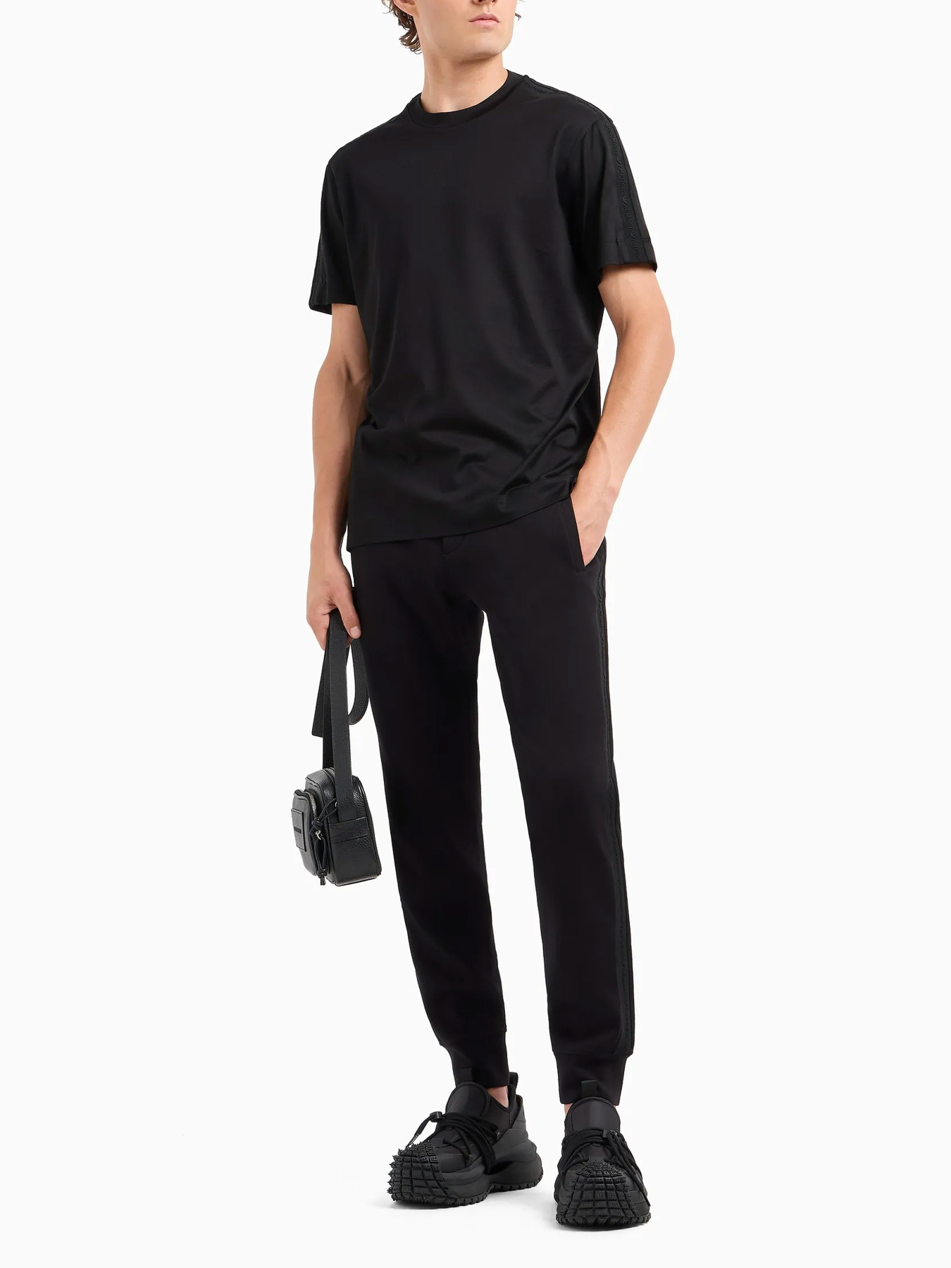 Футболки и поло Emporio Armani модель 6D1TD6-1JOSZ-0999 Фото