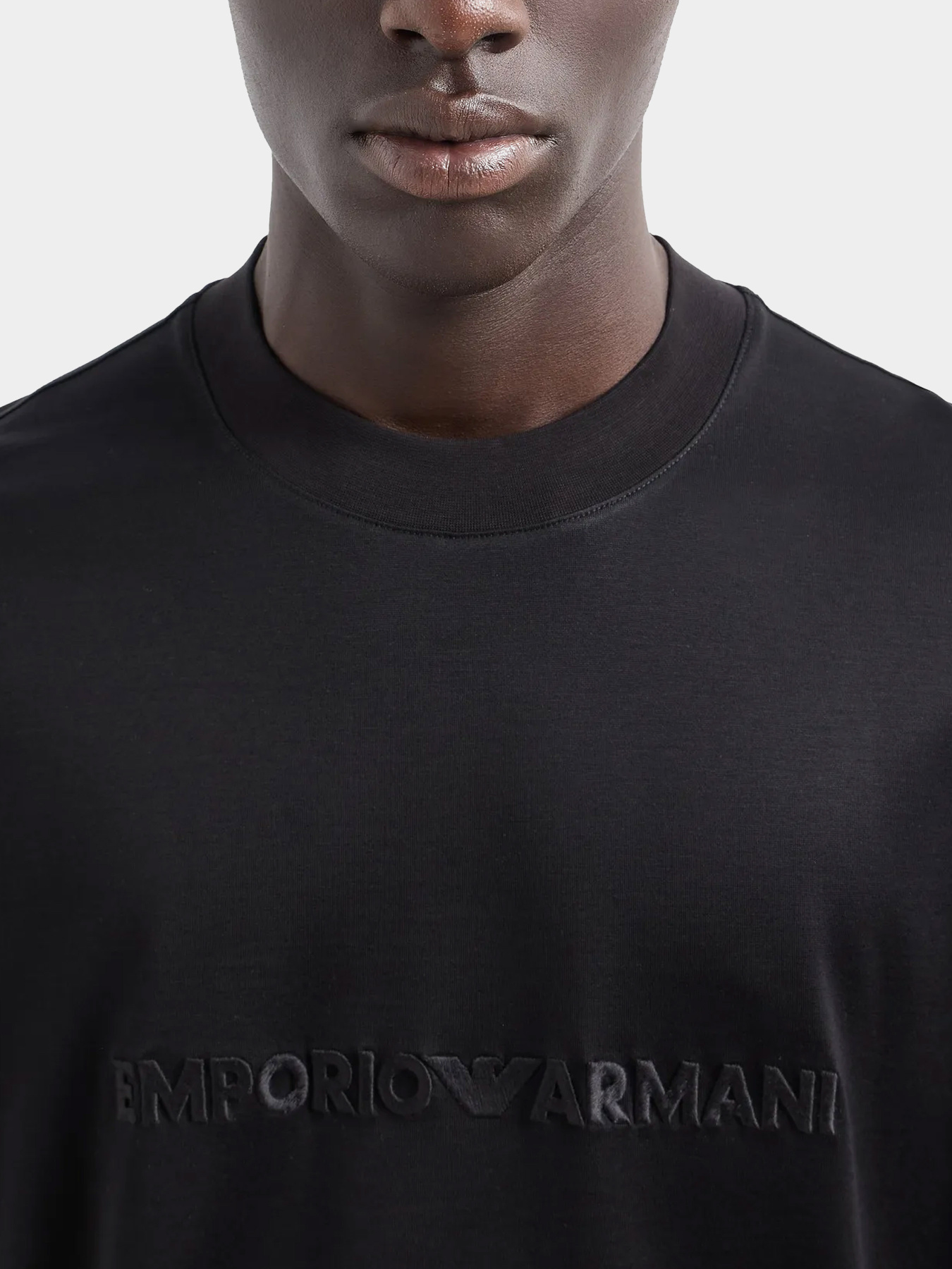 Футболки и поло Emporio Armani модель 6D1TR9-1JOSZ-0999 Фото
