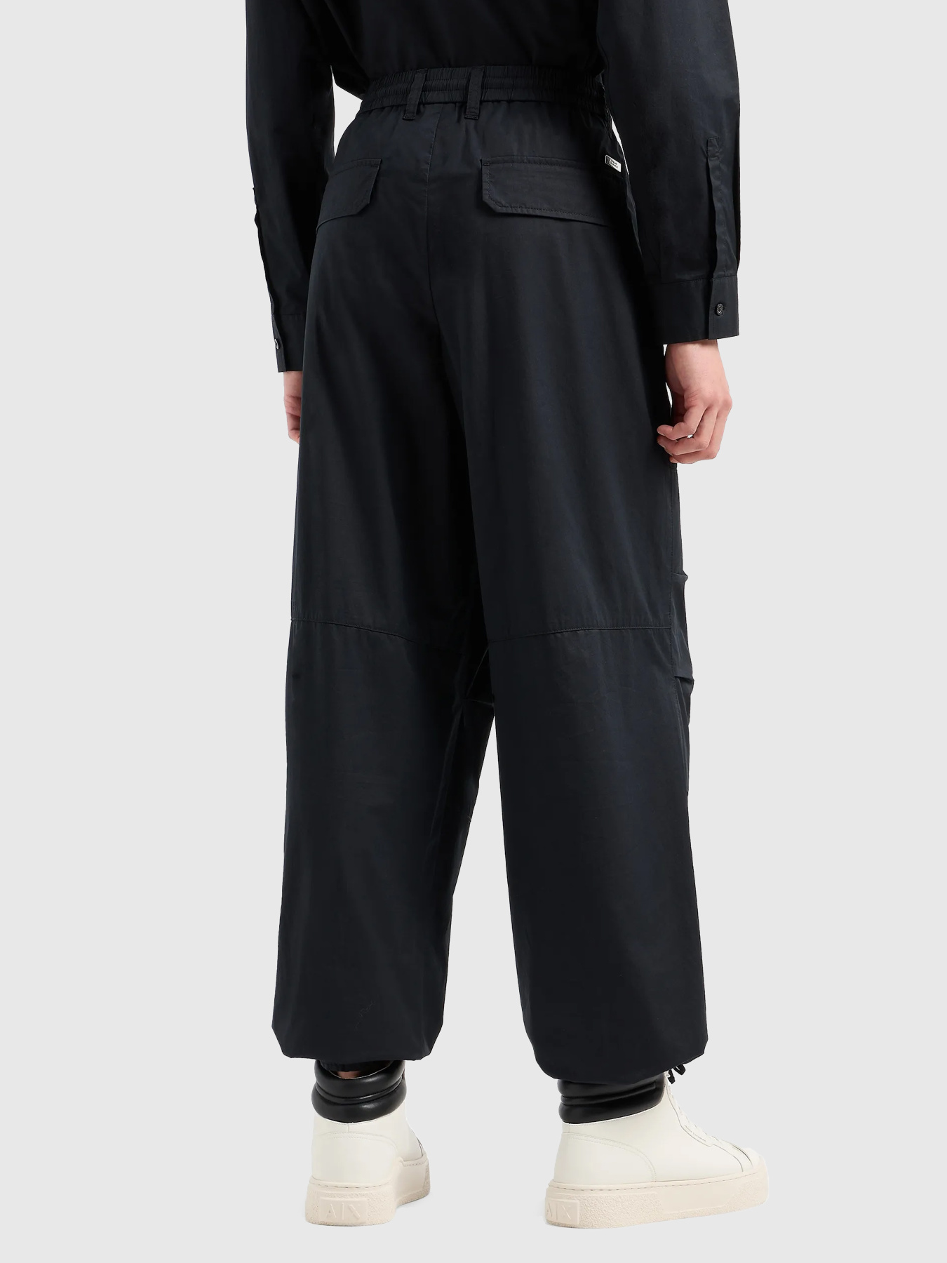 Брюки Armani Exchange модель 6DZPL3-ZN3CZ-1200 Фото