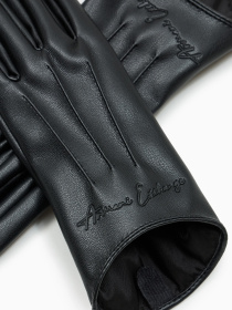Перчатки и варежки Armani Exchange модель 944180-4F200-00020 Фото