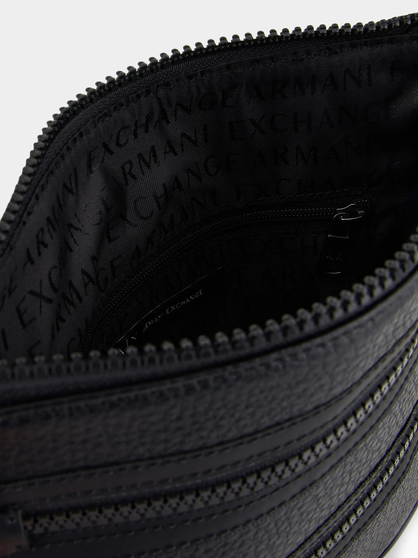 Сумки Armani Exchange модель 952715-4F863-00020 Фото