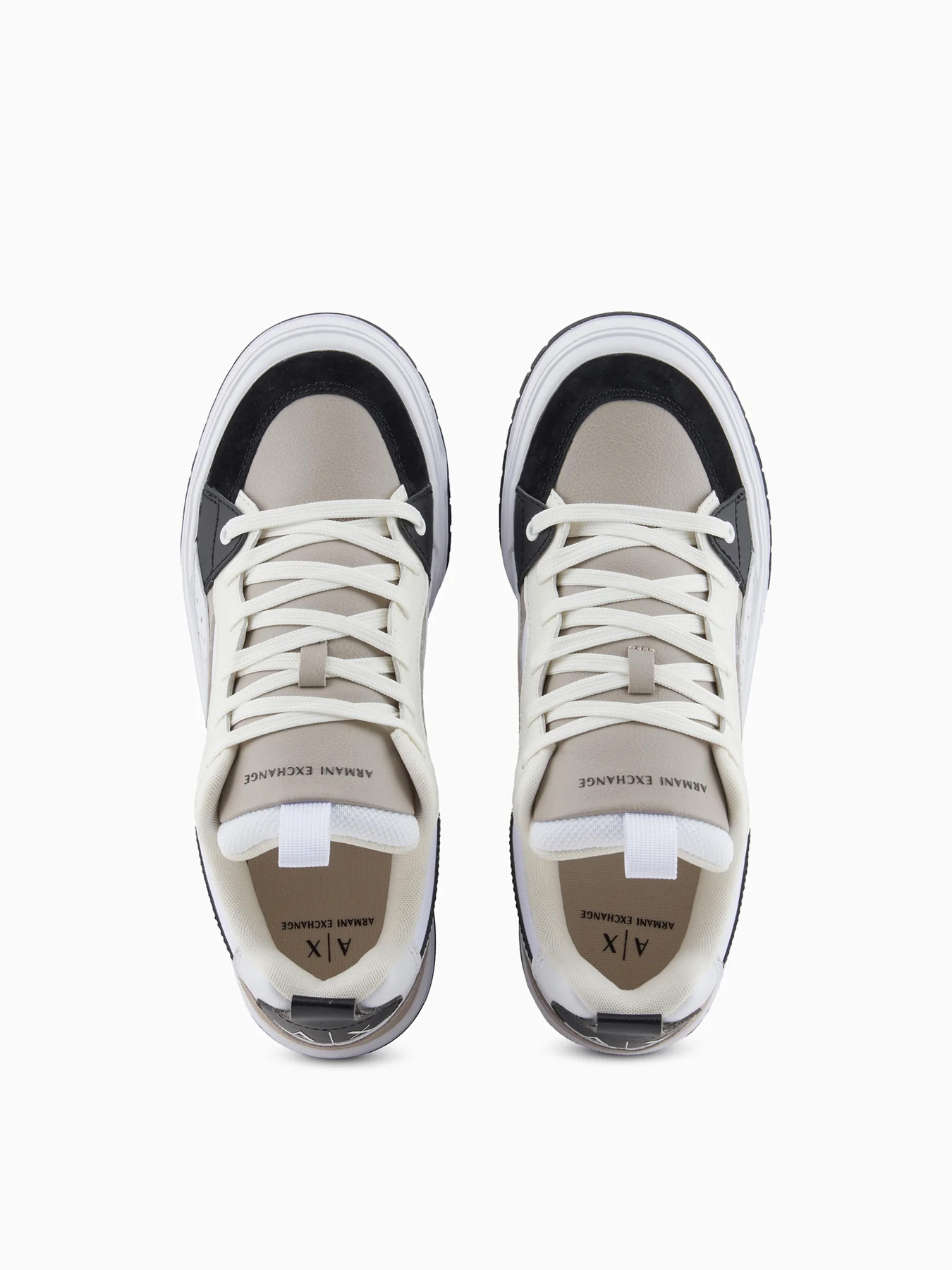 Кроссовки Armani Exchange модель XUX222-XV860-U184 Фото