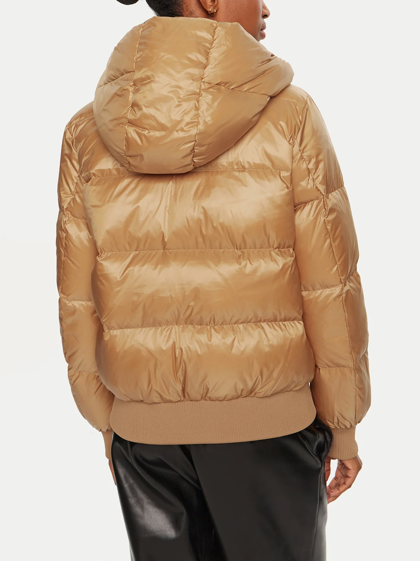 Куртки и дубленки Armani Exchange модель XW000228-AF10860-U6164 Фото