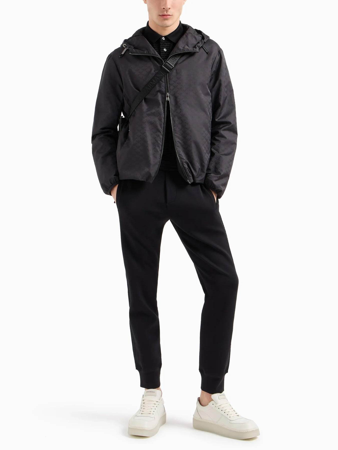 Футболки и поло Emporio Armani модель 6D1F79-1JOSZ-0999 Фото