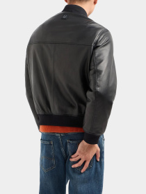 Куртки и дубленки Armani Exchange модель XM000104-AF10500-UC001 Фото