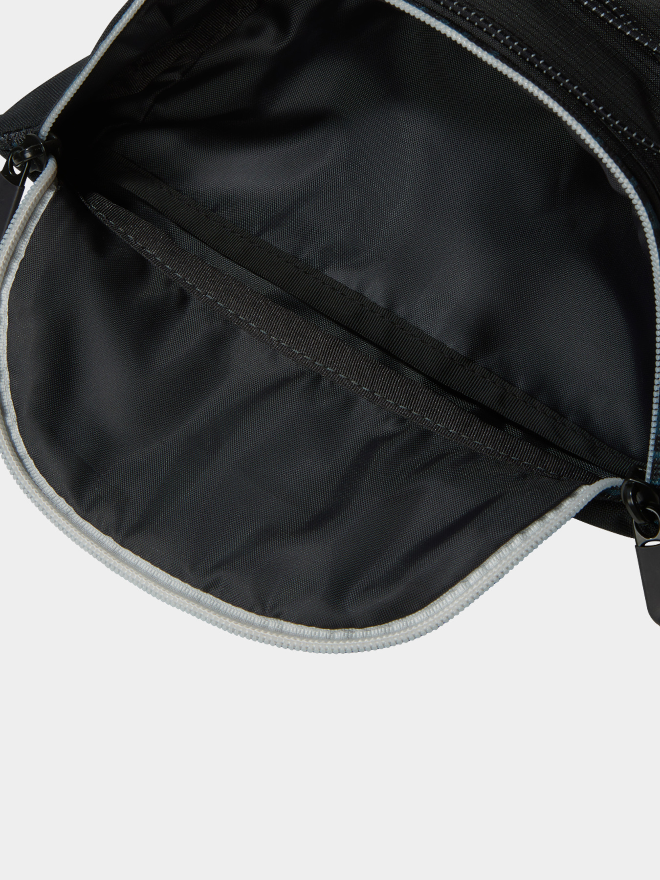 Сумки The North Face модель NF0A52TM0IO1 Фото