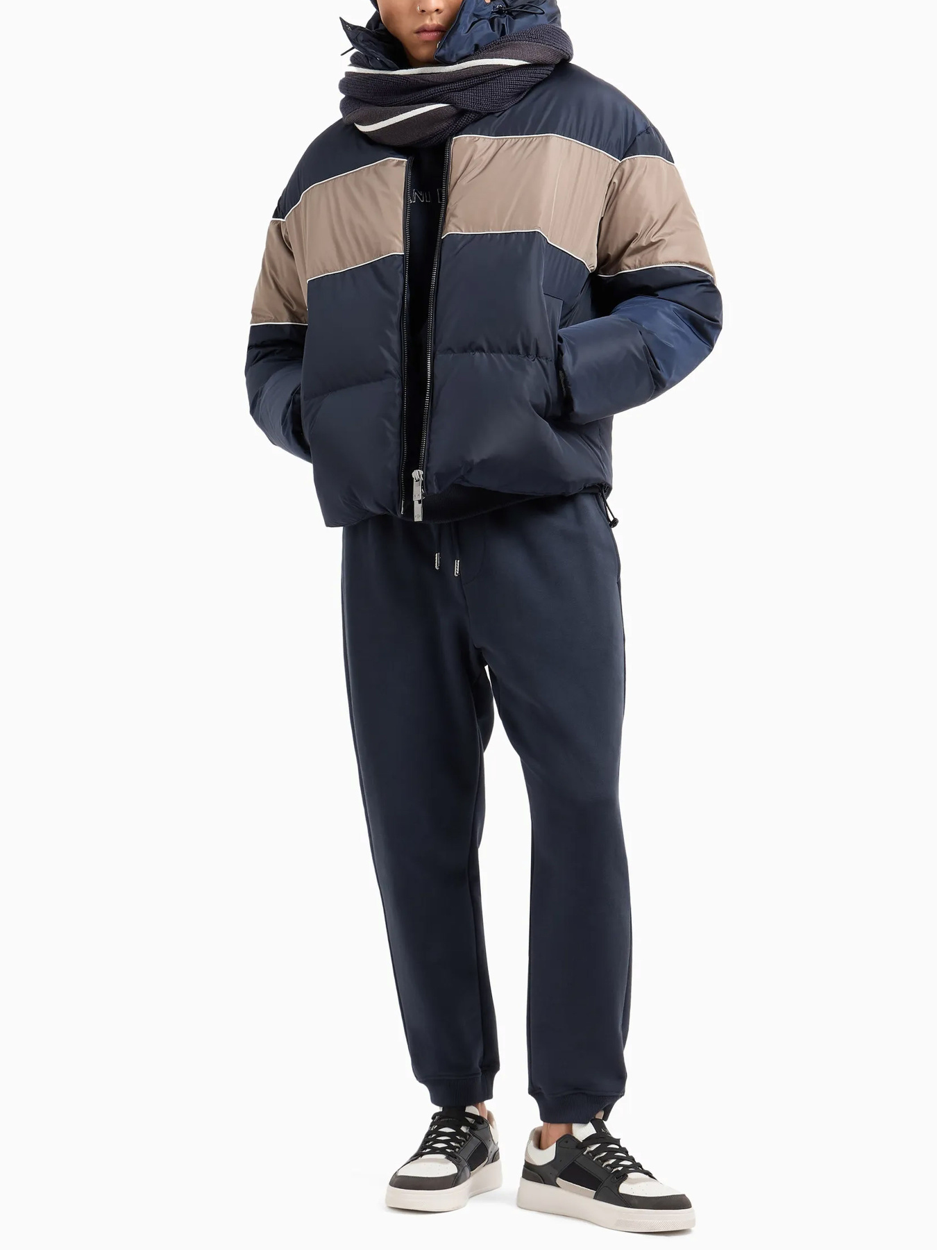 Худи и свитшоты Armani Exchange модель 6DZMBA-ZJADZ-1510 Фото