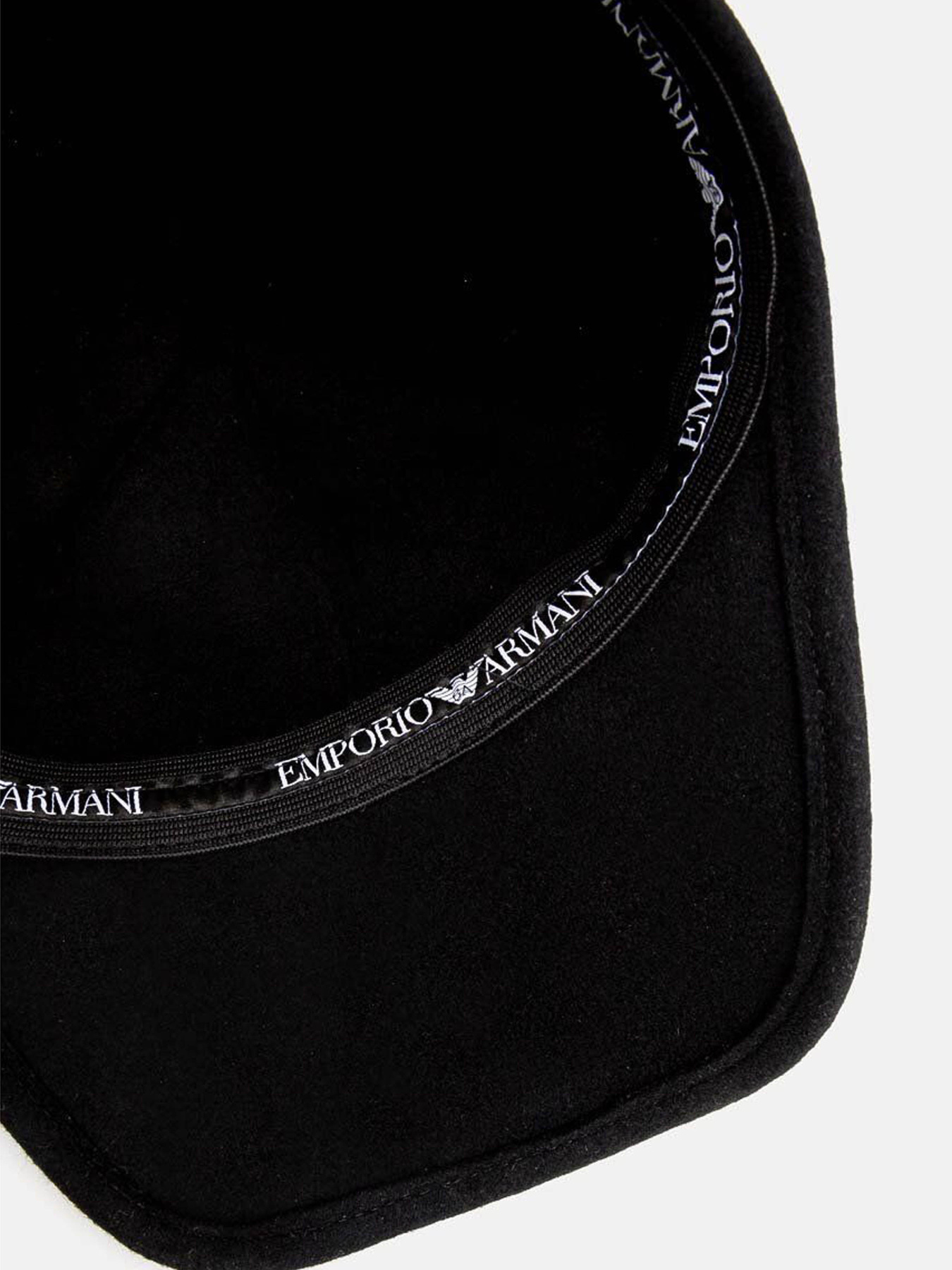 Шапки и кепки Emporio Armani модель 637212-4F509-00020 Фото