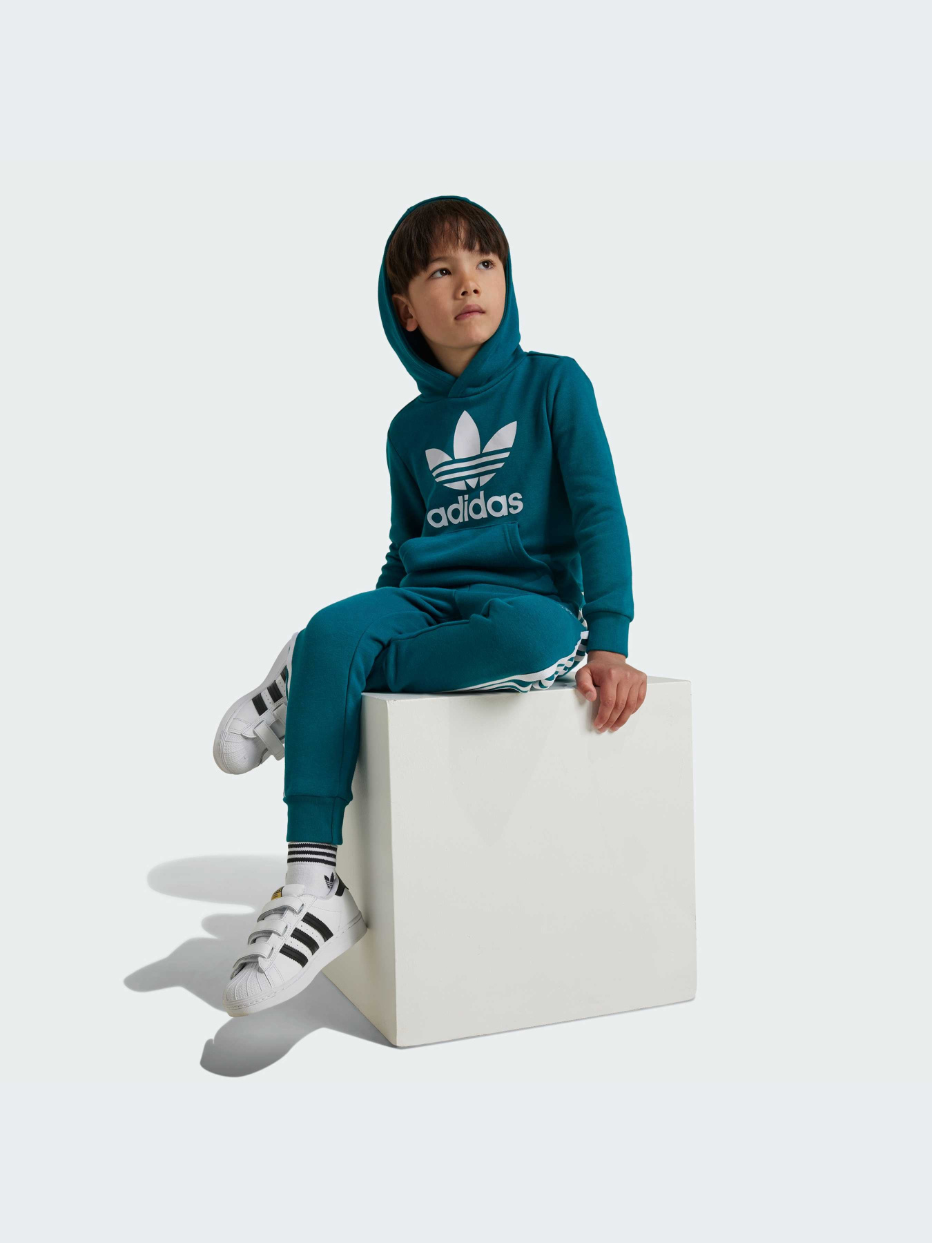 Костюмы Adidas Adicolor модель IY4789-KZ Фото