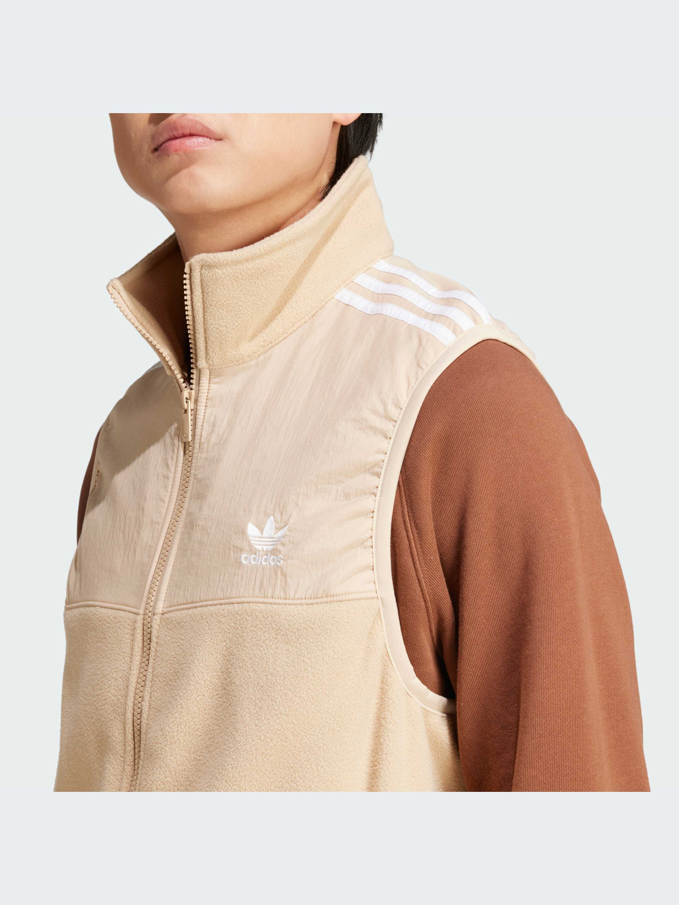 Куртки и дубленки Adidas модель IZ2483-KZ Фото