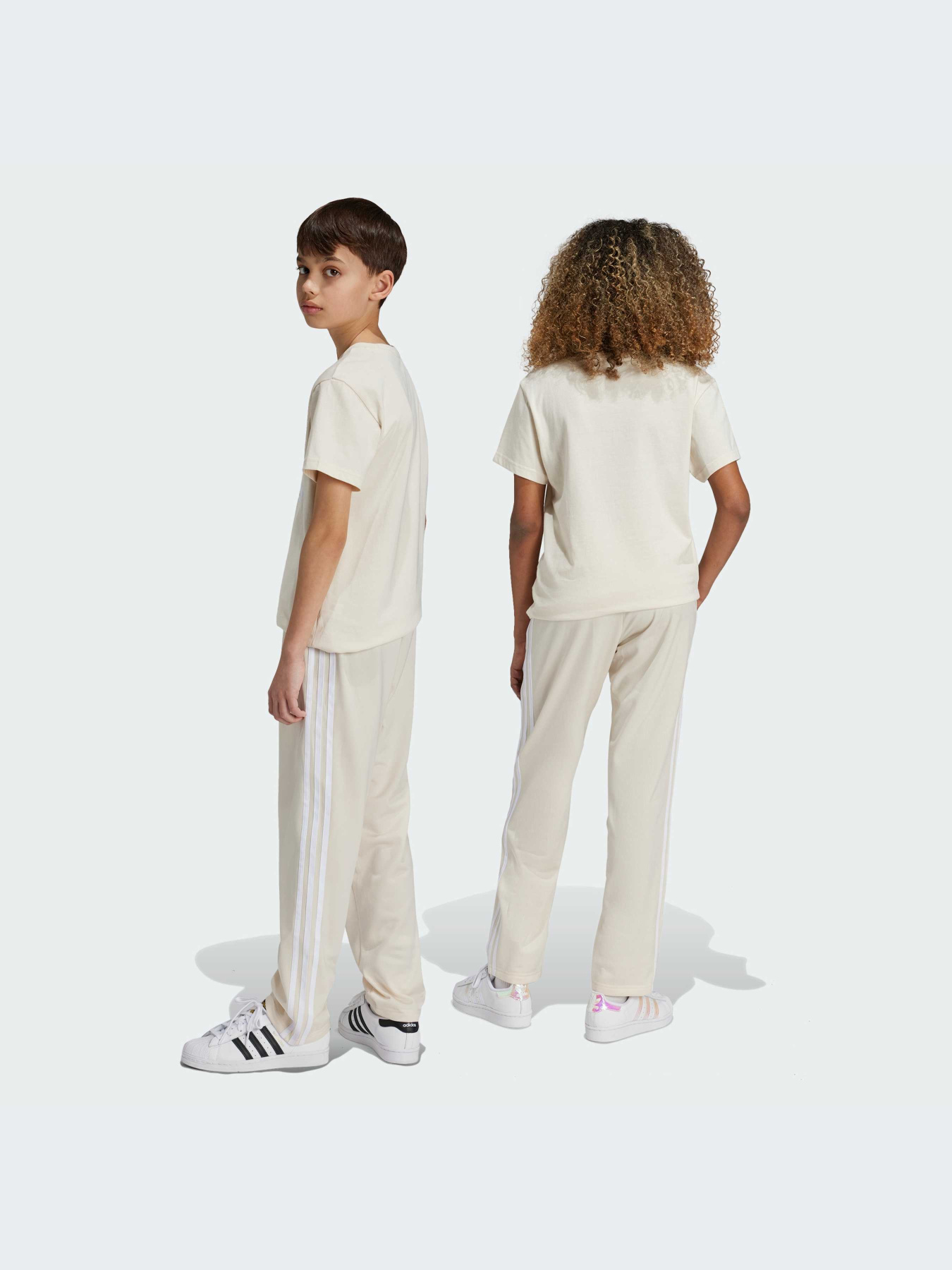 Брюки Adidas Adicolor модель IY9802-KZ Фото