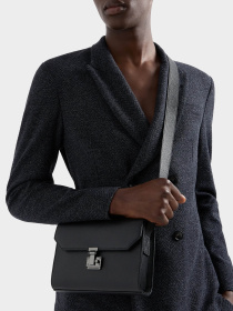Сумки Emporio Armani модель Y4M423-YQ13X-80648 Фото