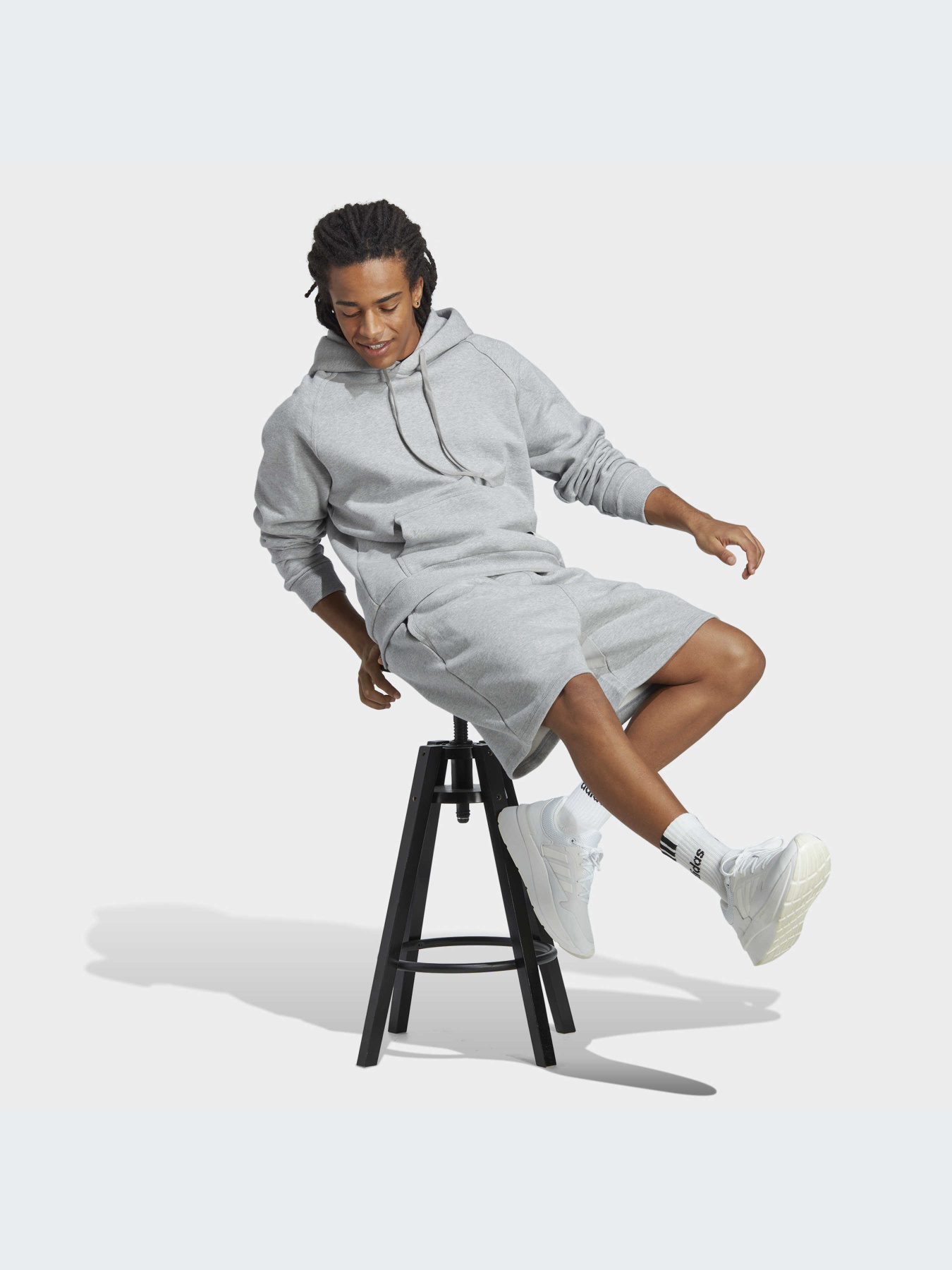 Худи и свитшоты Adidas модель IA9345-KZ Фото