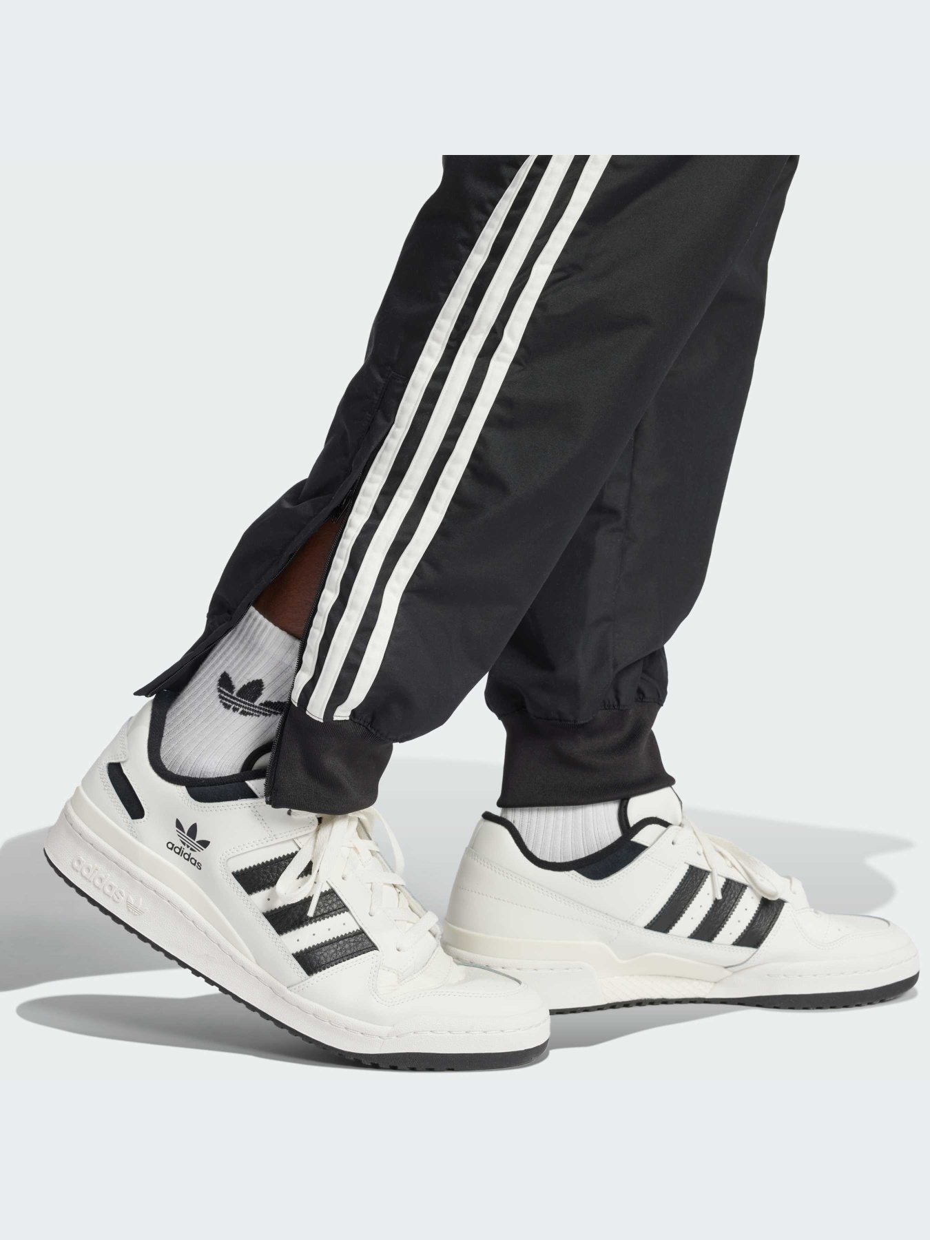 Брюки Adidas модель IX6723-KZ Фото