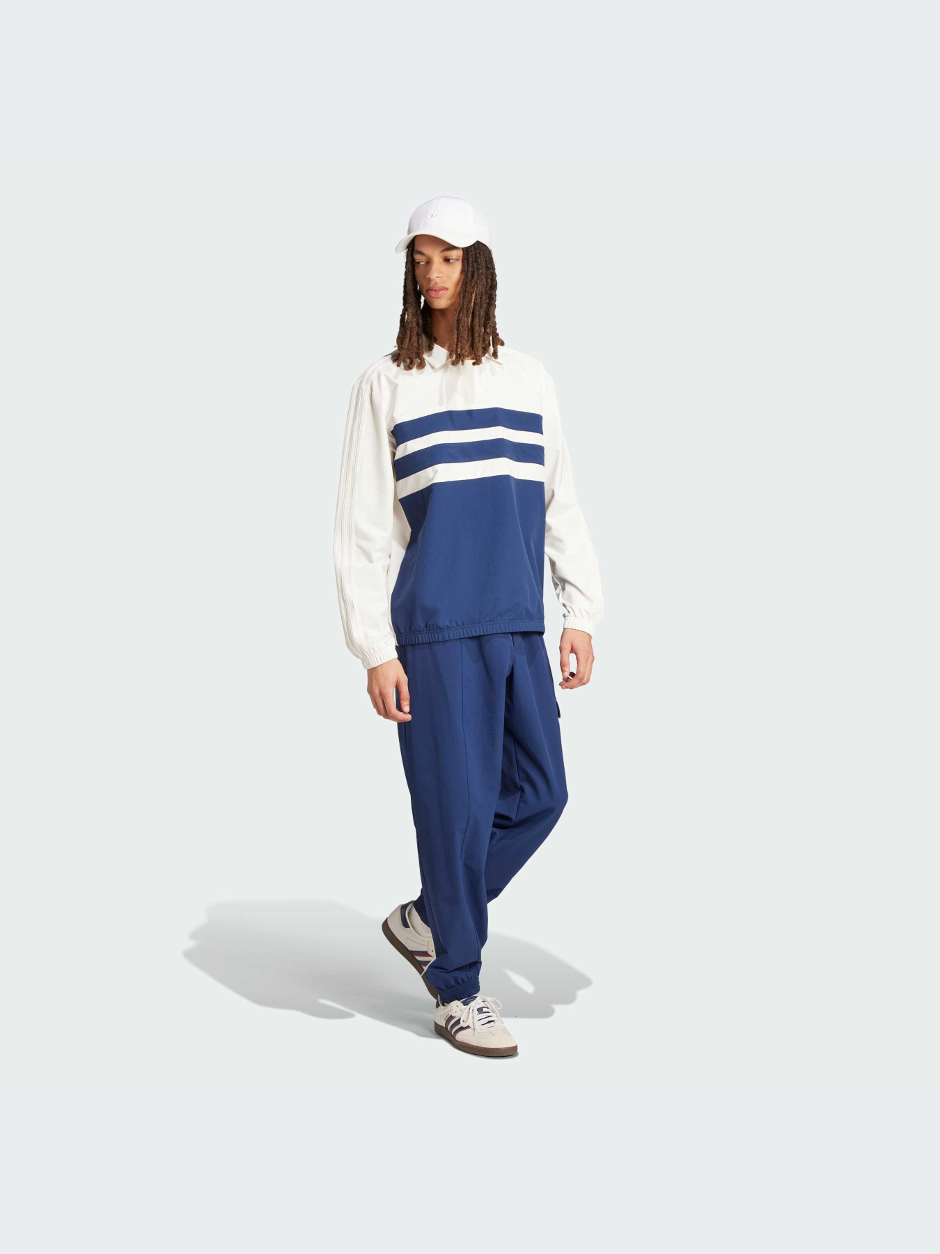 Худи и свитшоты Adidas модель IW3254-KZ Фото