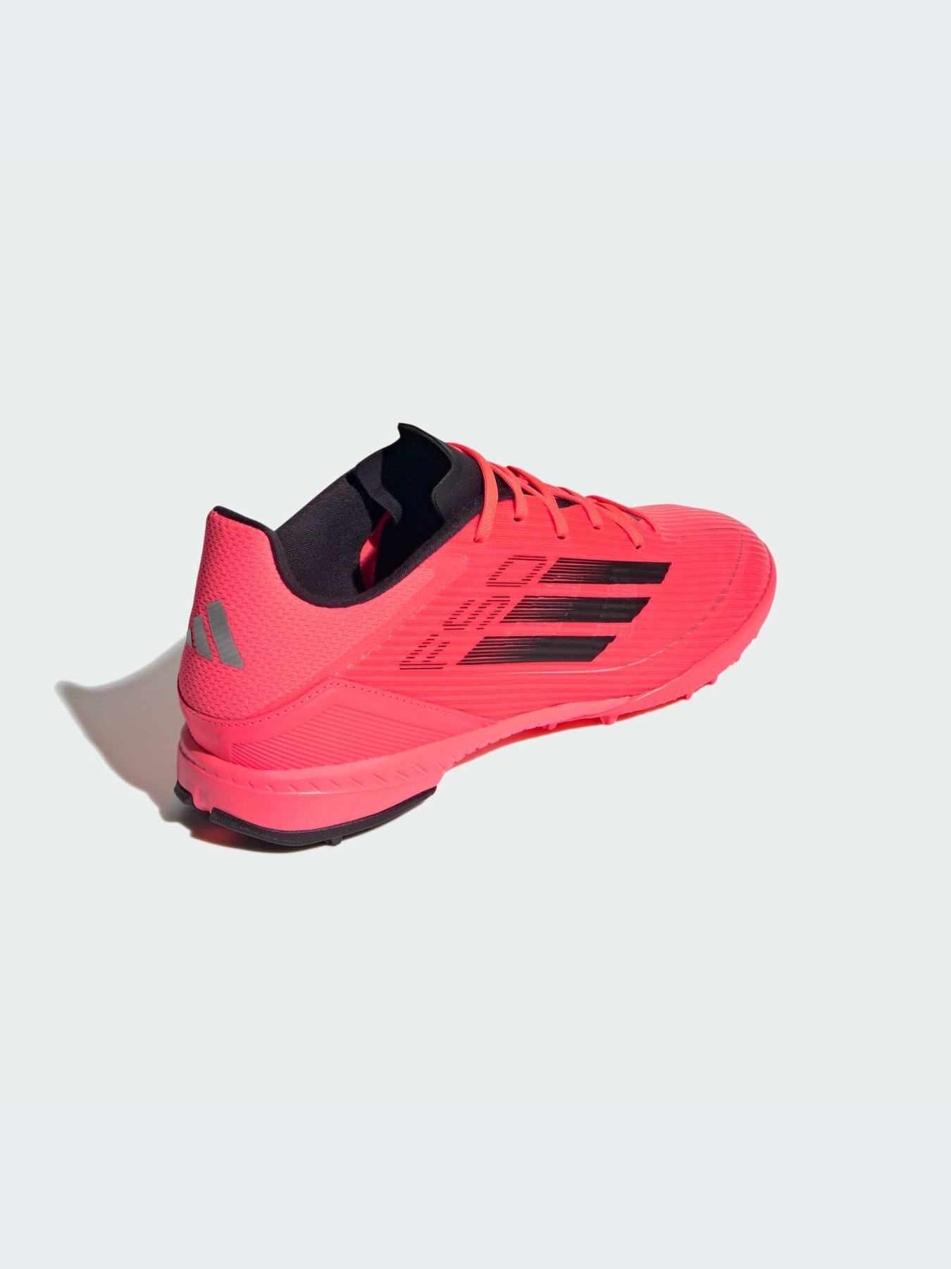 Кроссовки Adidas модель IF1335-KZ Кроссовки Adidas модель IF1335-KZ Фото