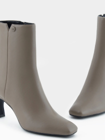 Ботинки и сапоги Armani Exchange модель XDN038-XV886-01799 Фото