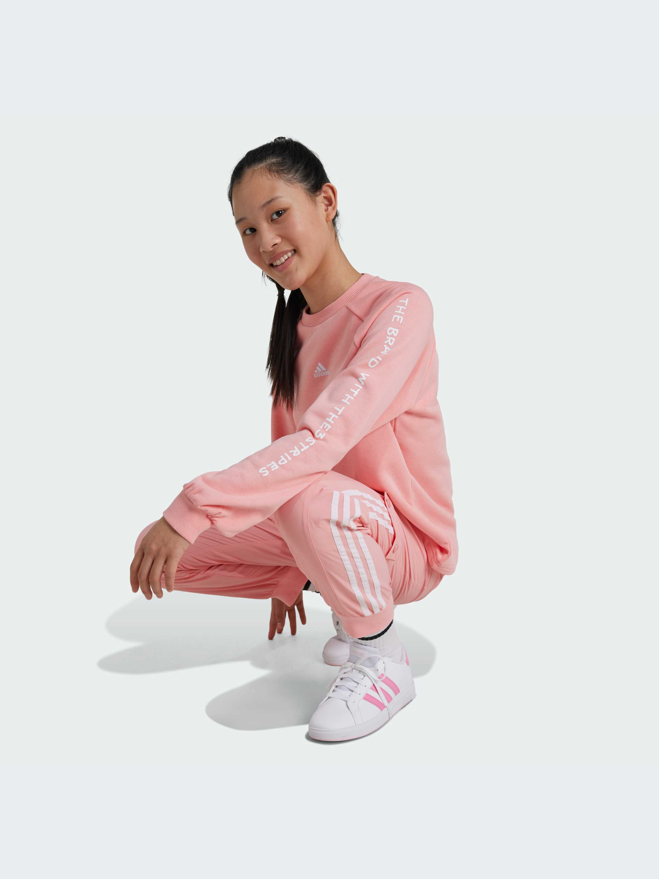 Худи и свитшоты Adidas модель IV7044-KZ Фото