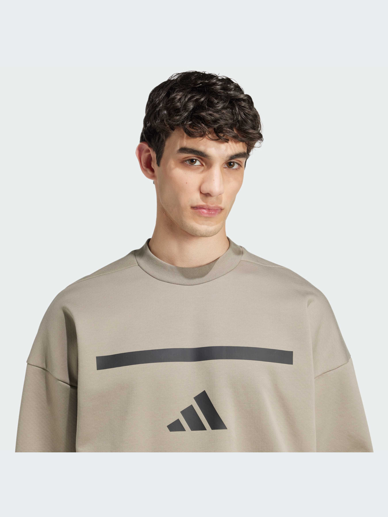 Худи и свитшоты Adidas ZNE модель JE3076-KZ Фото