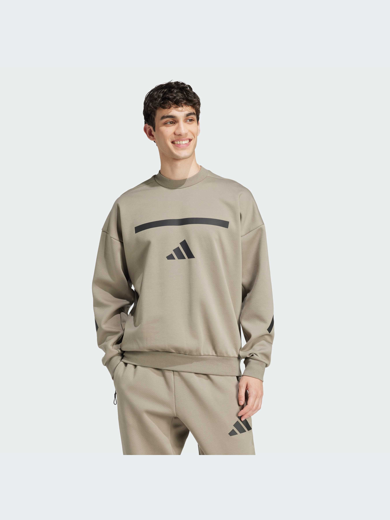 Худи и свитшоты Adidas ZNE модель JE3076-KZ Фото