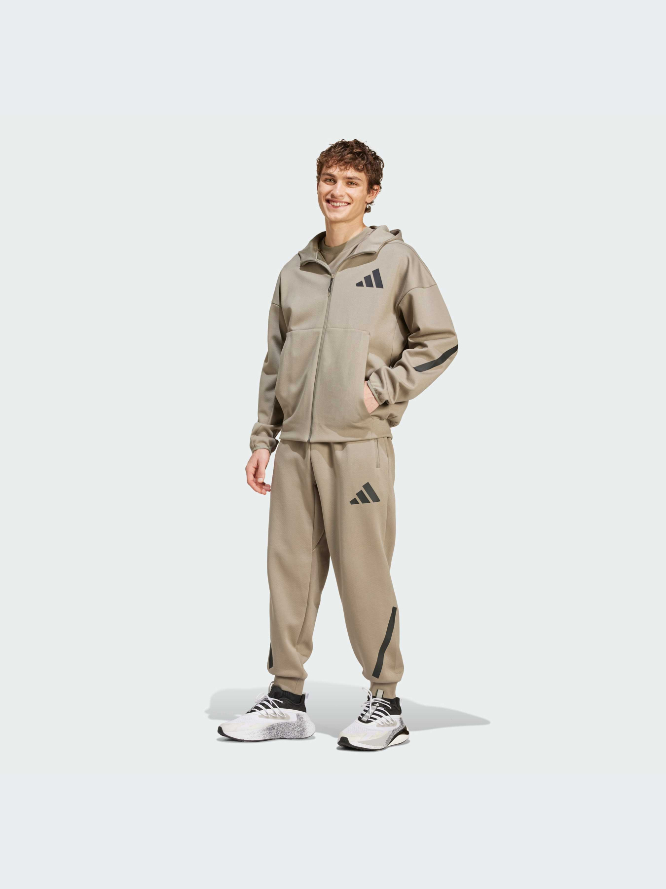 Худи и свитшоты Adidas ZNE модель JD9600-KZ Фото