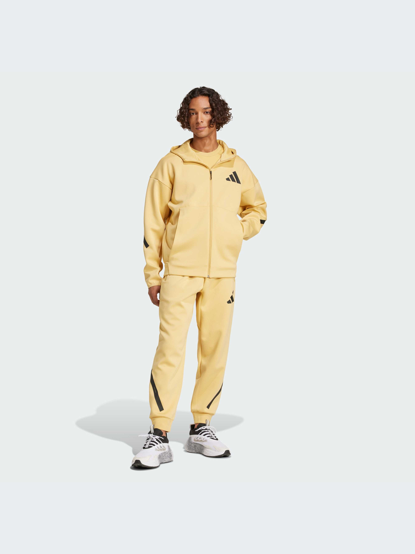 Брюки Adidas ZNE модель JF2448-KZ Фото