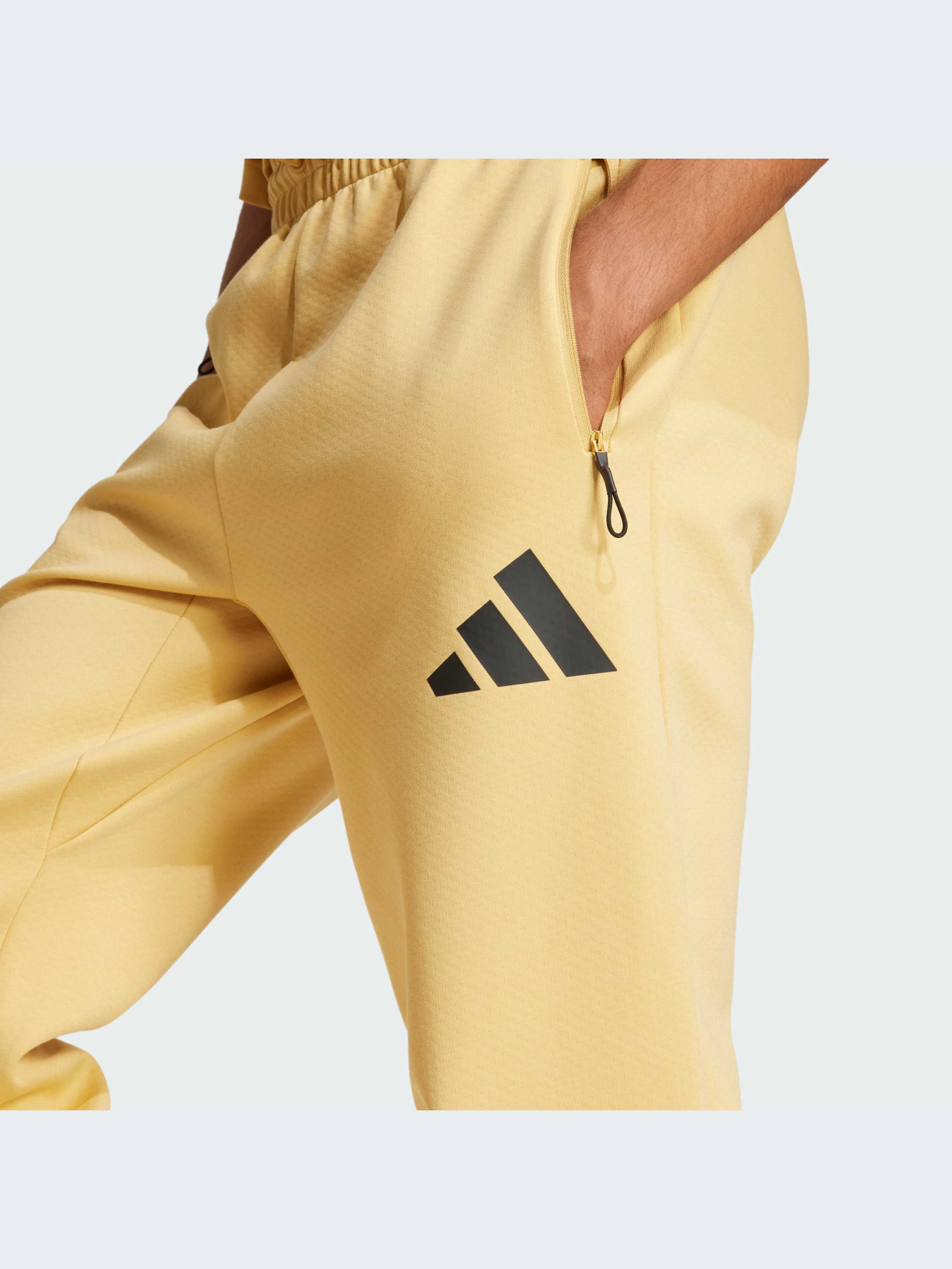 Брюки Adidas ZNE модель JF2448-KZ Фото
