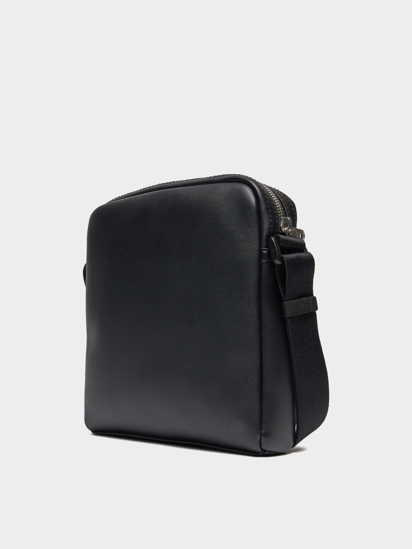 Сумки Calvin Klein модель K50K512564-0GK Фото
