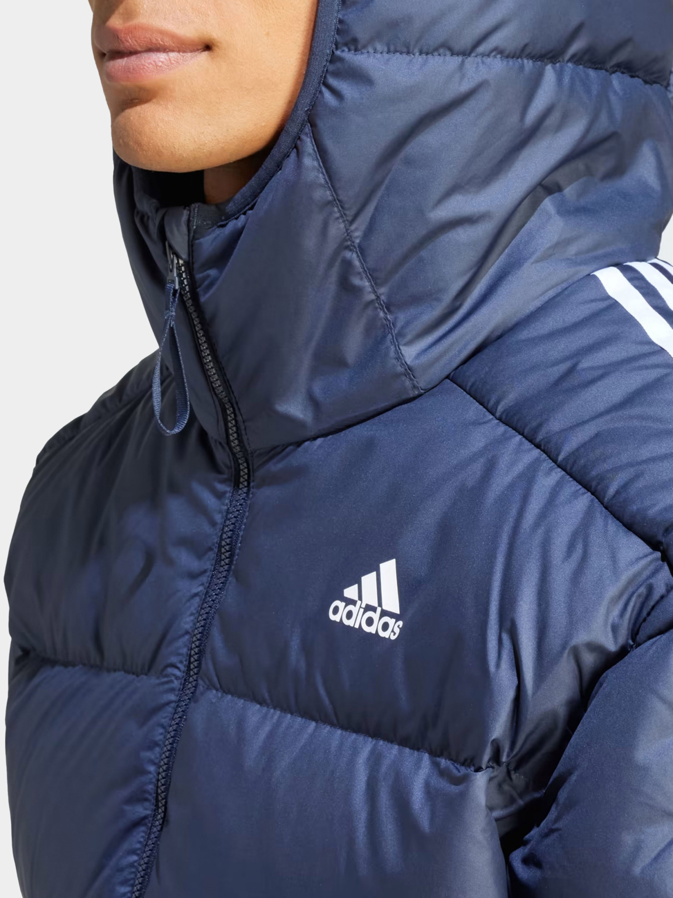 Куртки и дубленки Adidas модель IK3213 Фото