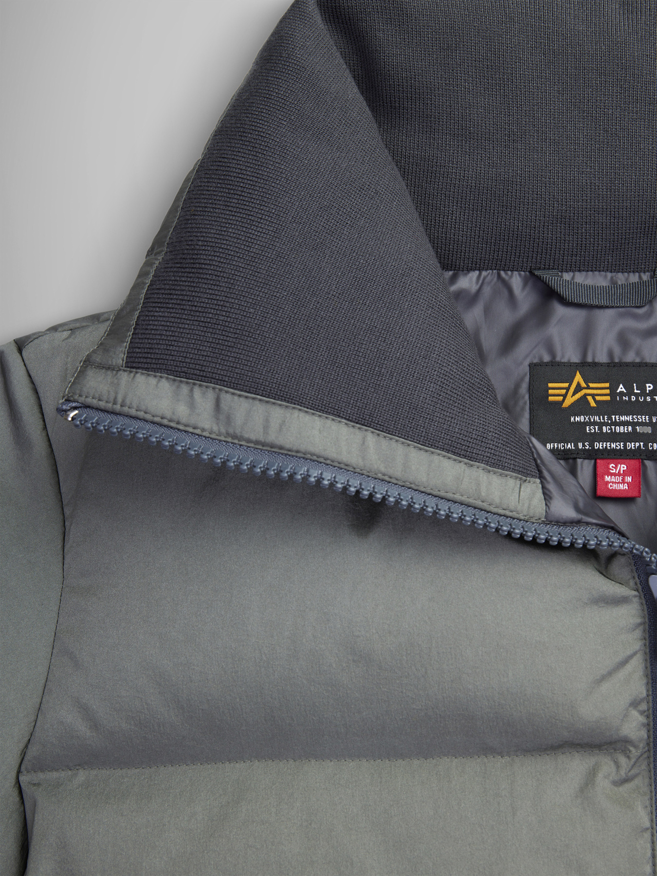 Куртки и дубленки Alpha Industries модель WJS53503C1_060 Фото