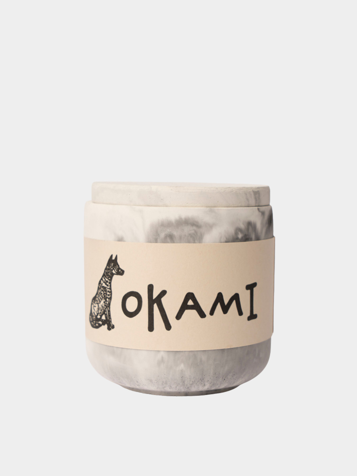 «Жареный кокос» Okami, ароматическая свеча серый мрамор, 180 мл Okami модель 792649108451 Фото