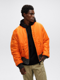 Куртки и дубленки Alpha Industries модель MJM21000C1_022 Фото