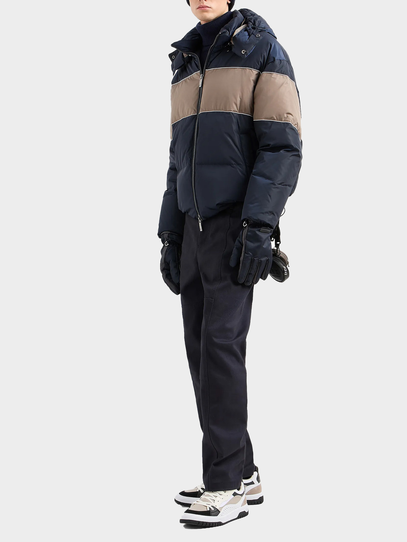 Куртки и дубленки Armani Exchange модель 6DZB27-ZN4XZ-1510 Фото