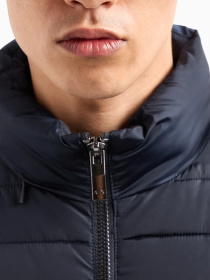 Куртки и дубленки Armani Exchange модель 6DZB37-ZN4XZ-1510 Фото