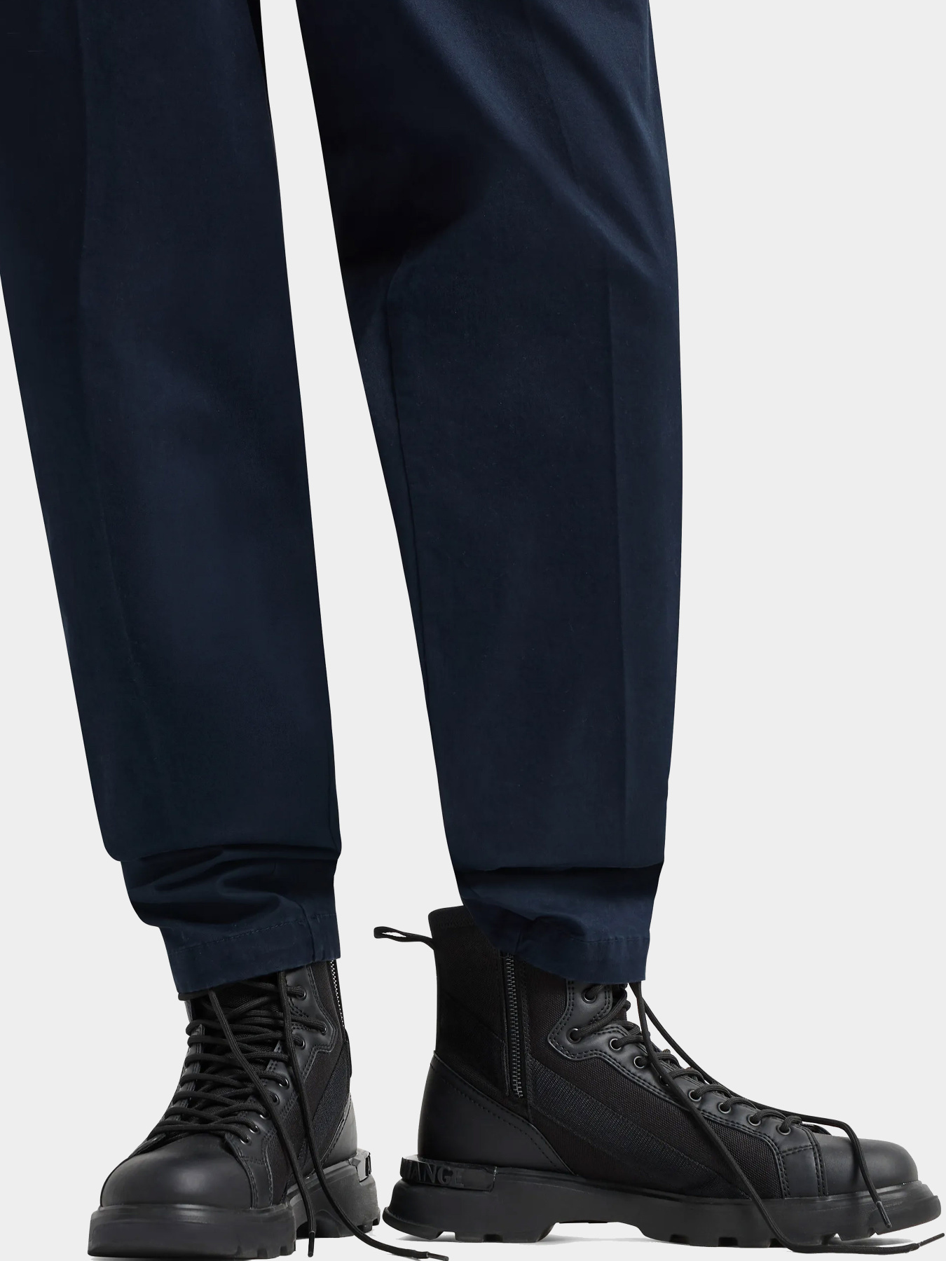 Брюки Armani Exchange модель 6DZP19-ZN5BZ-1510 Фото