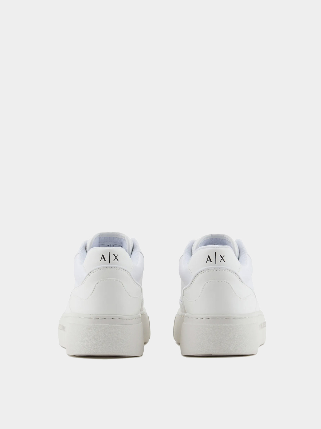 Кроссовки Armani Exchange модель XDX161-XV889-U273 Фото