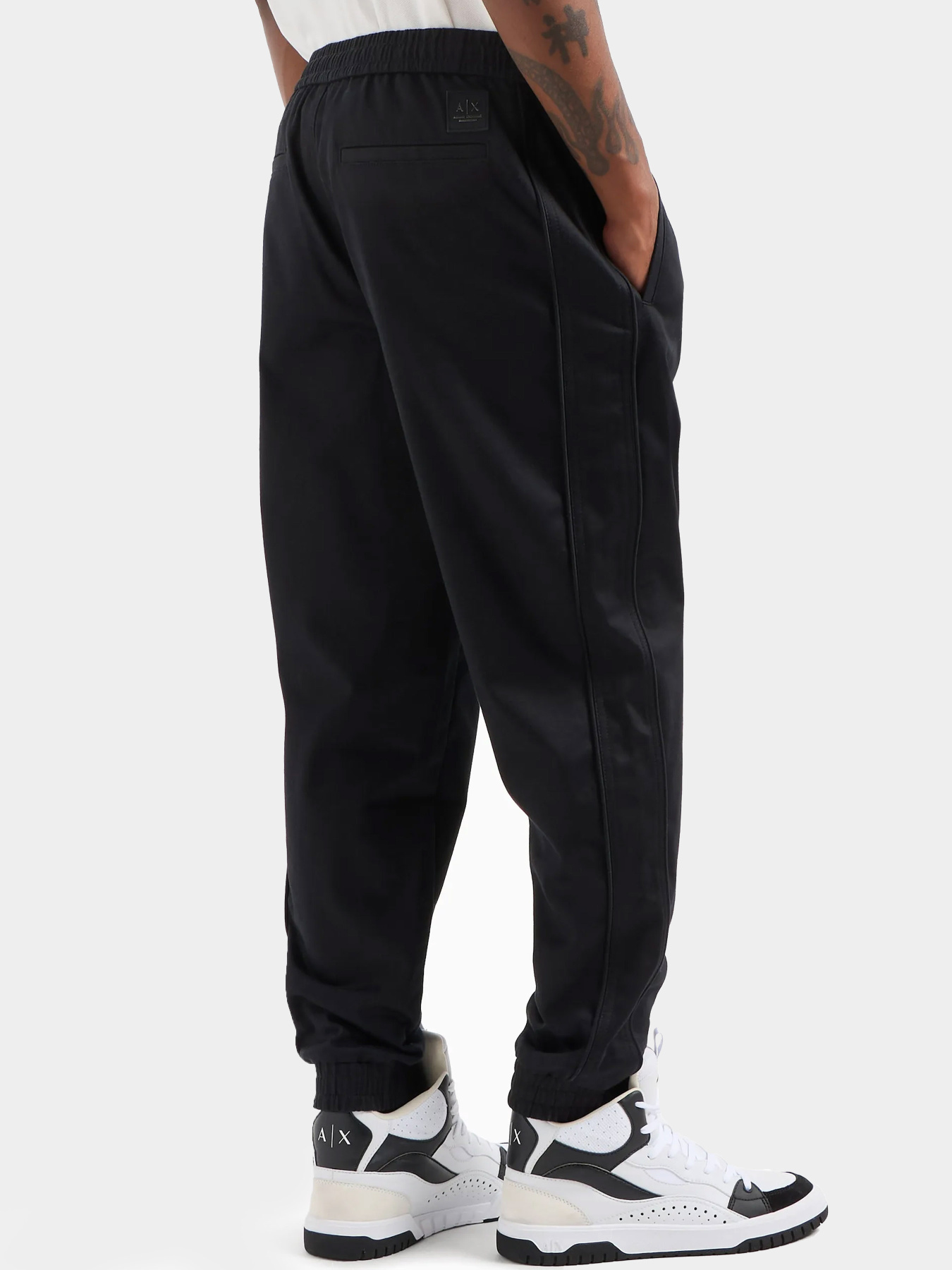 Брюки Armani Exchange модель XM000039-AF10517-UC001 Фото