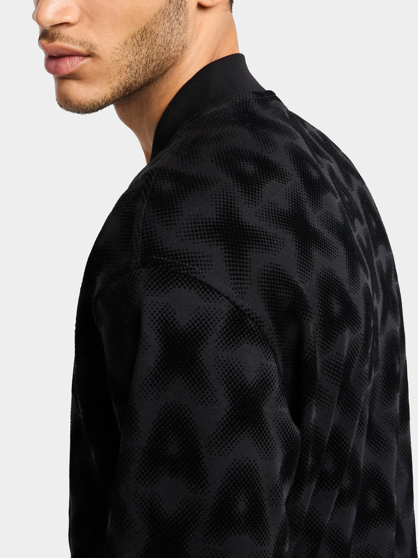 Худи и свитшоты Armani Exchange модель XM000077-AF10365-FC009 Фото