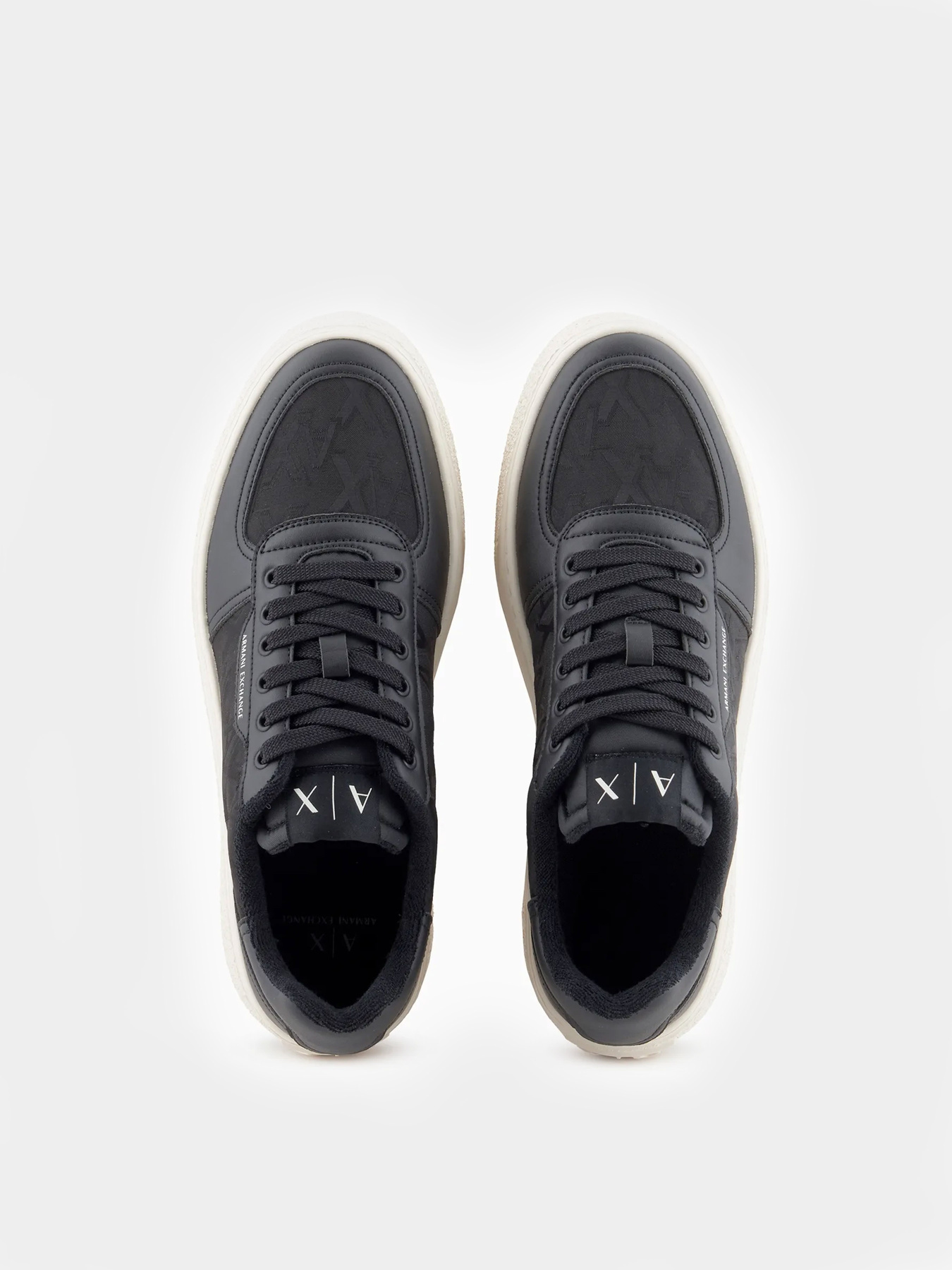 Кеды Armani Exchange модель XUX196-XV905-00002 Фото