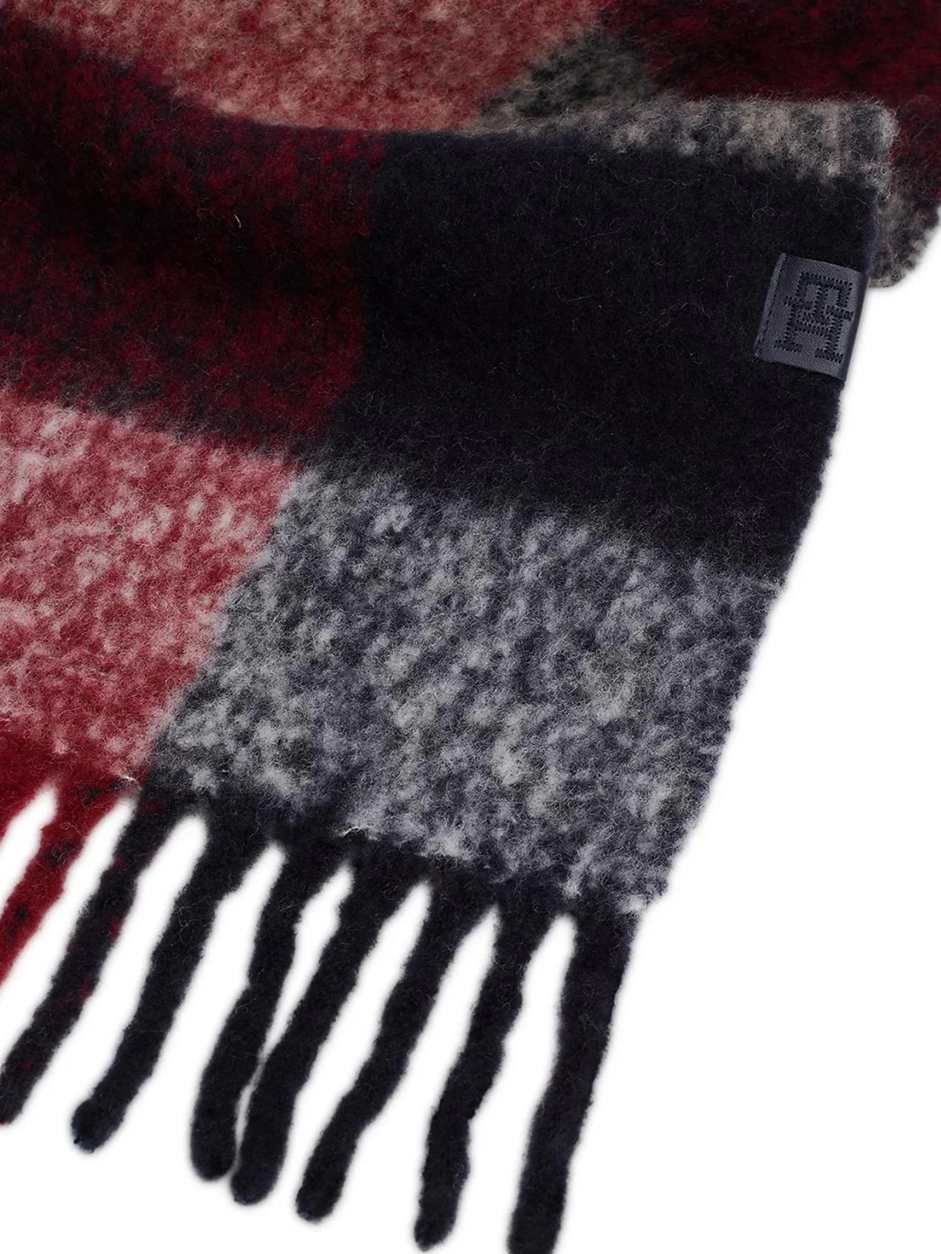 Шарфы и платки Tommy Hilfiger модель AW0AW16996-0GY Фото