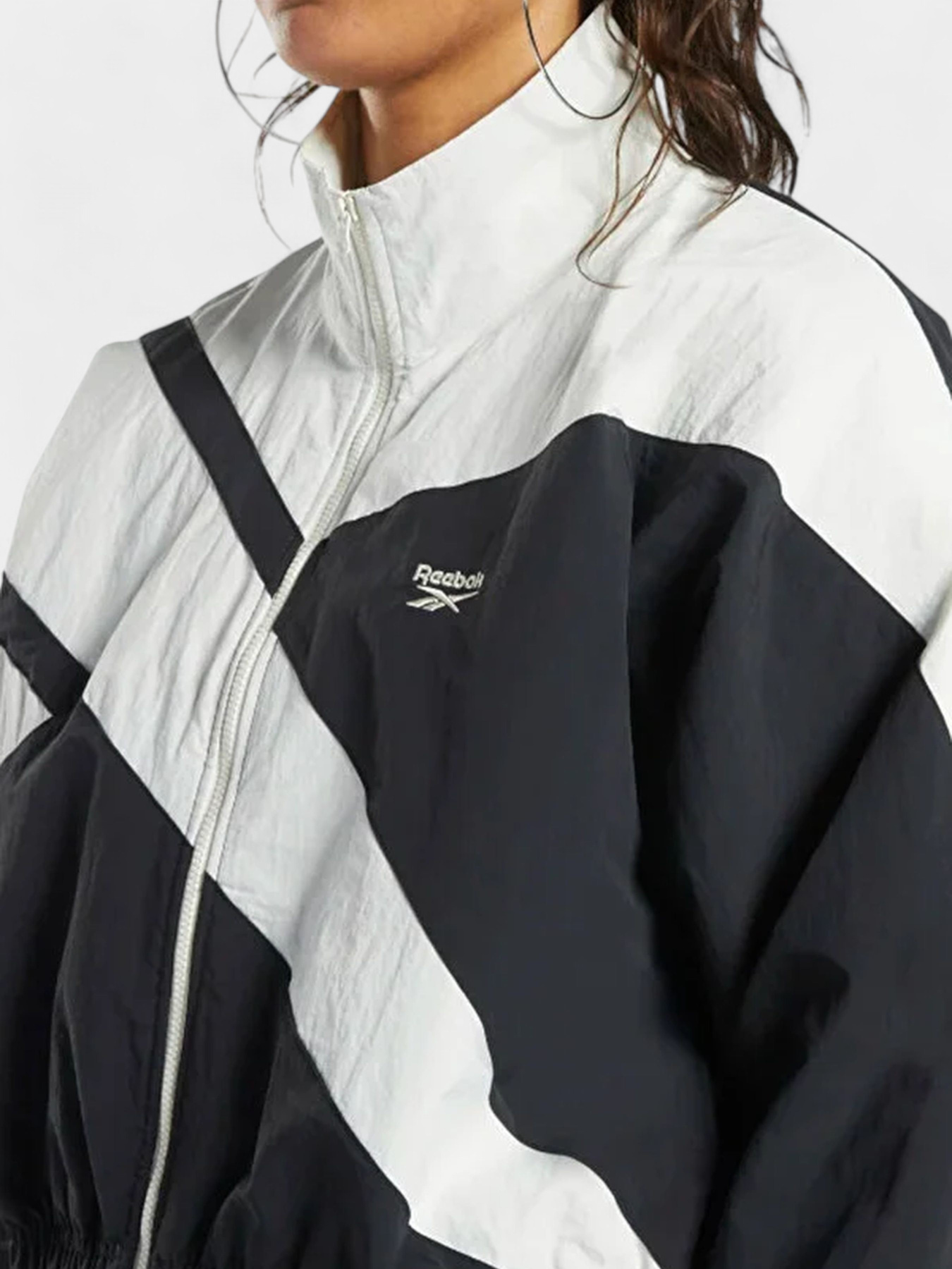 Куртки и дубленки Reebok модель HH9752 Фото