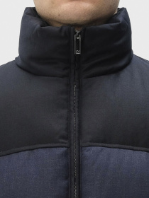 Куртки и дубленки Emporio Armani модель 6D1BB3-1NVCZ-F954 Фото
