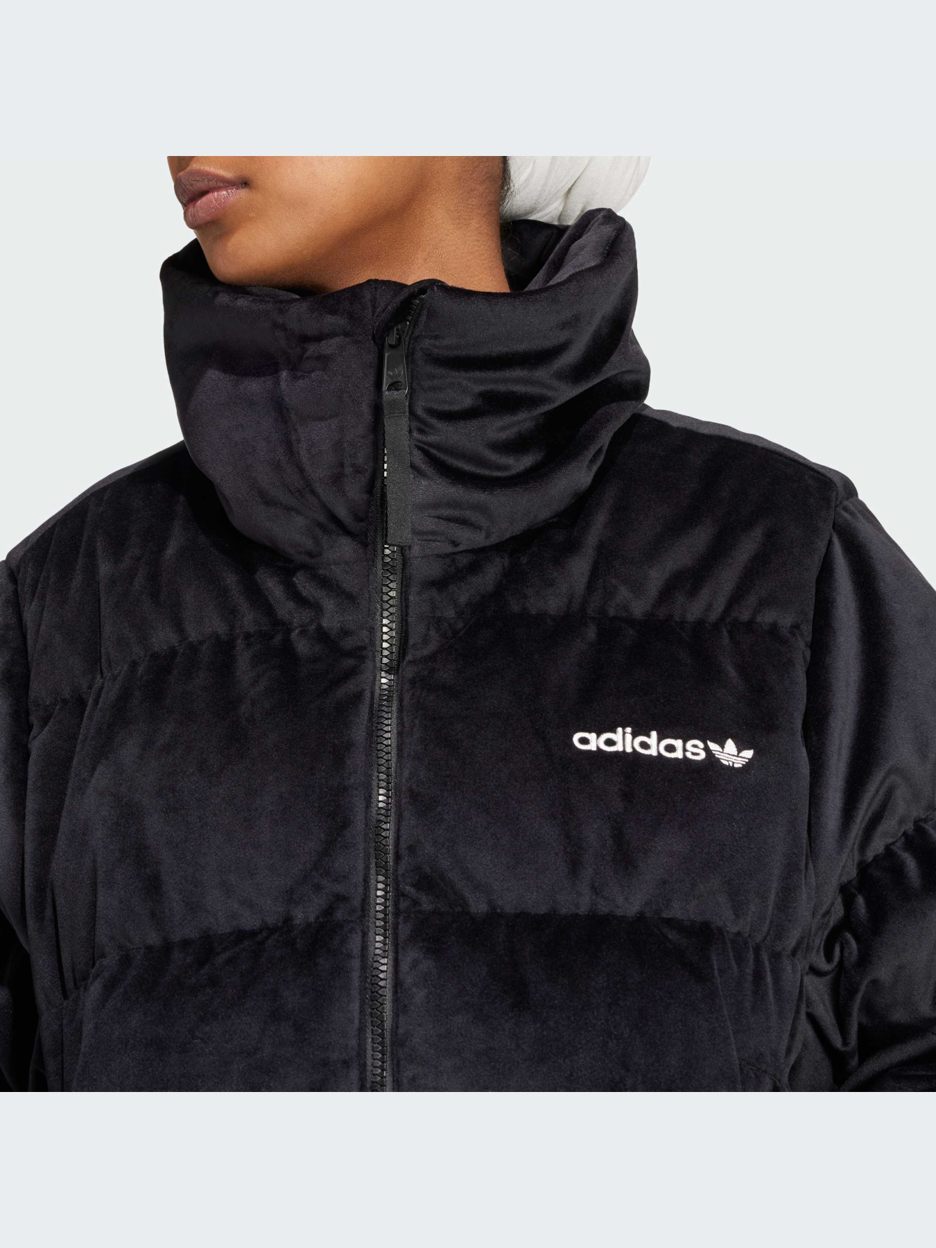 Куртки и дубленки Adidas модель IW8439-KZ Фото
