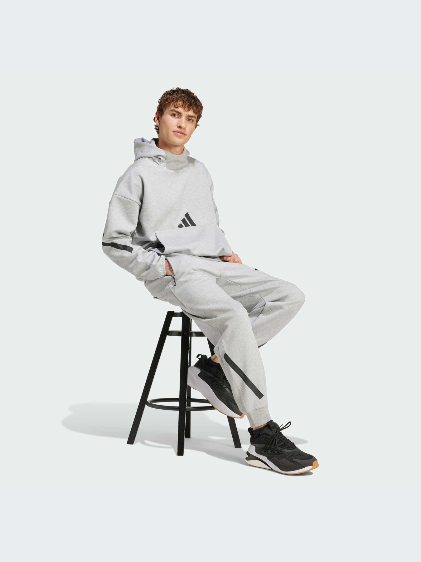 Брюки Adidas ZNE модель JF2446-KZ Фото