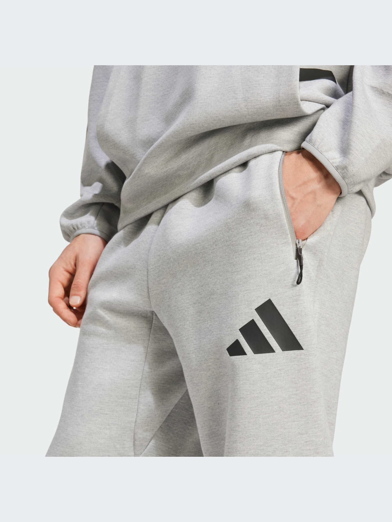 Брюки Adidas ZNE модель JF2446-KZ Фото
