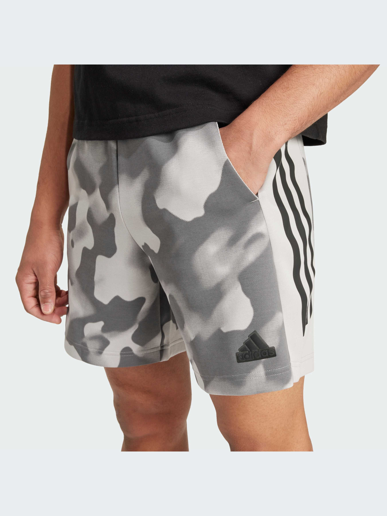 Шорты Adidas модель IW6081-KZ Фото